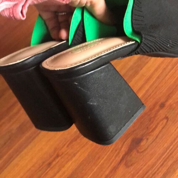 Cuccoo Black knit mules with green trim size 39 - Picture 6 of 6